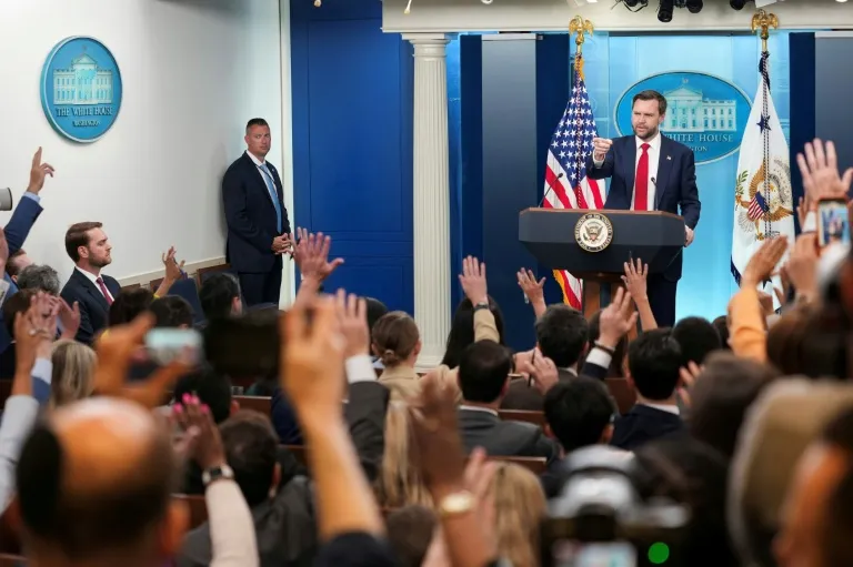 US-Iran Deal Faces Immediate Hurdles After Ceasefire Accord