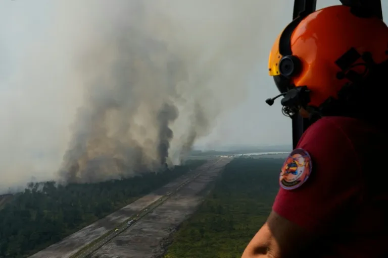 Spanish Wildfire Evacuees Return Home Amidst Stabilizing Fires