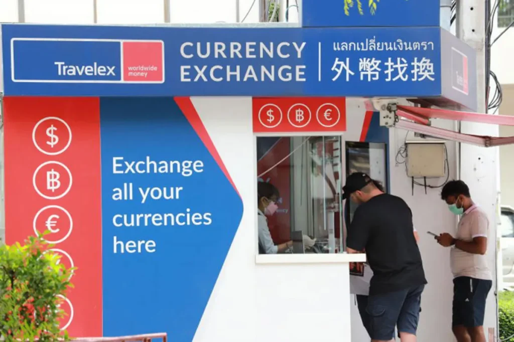 Baht’s Strength Temporary, Weakness Expected Through 2026: Standard Chartered